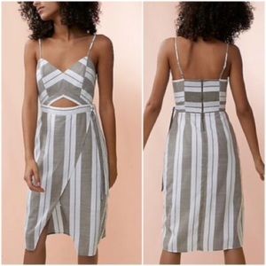 EXPRESS STRIPED CUT-OUT WRAP FRONT MIDI DRESS sz 16.